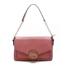 法賽納服裝產品及加盟店分析